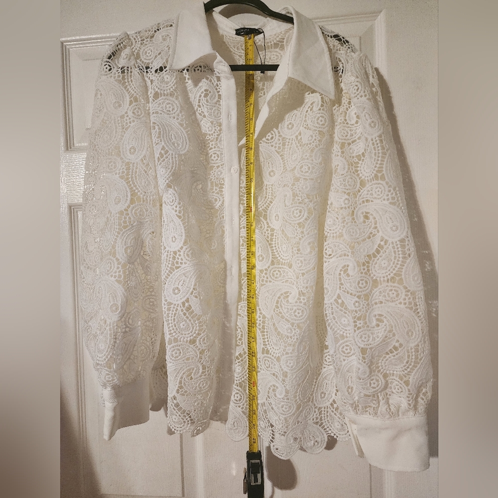Anewsta White Lace Button-Front Blouse - Picture 2 of 7